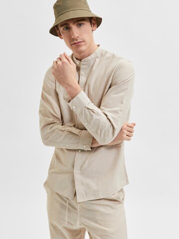 SELECTED HOMME Slim fit Button Up Shirt in Beige: front