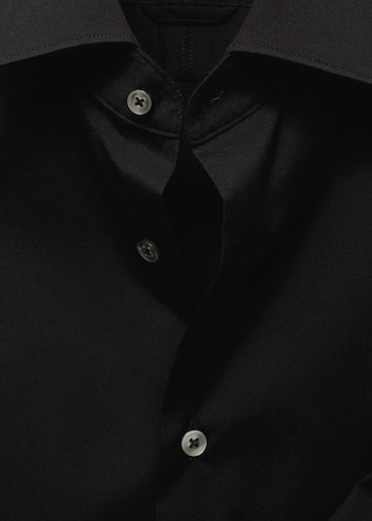MANGO MAN Slim fit Button Up Shirt 'Bilbao' in Black