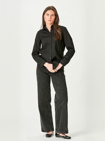 TEESHOPPEN Shirt ' Ida ' in Schwarz
