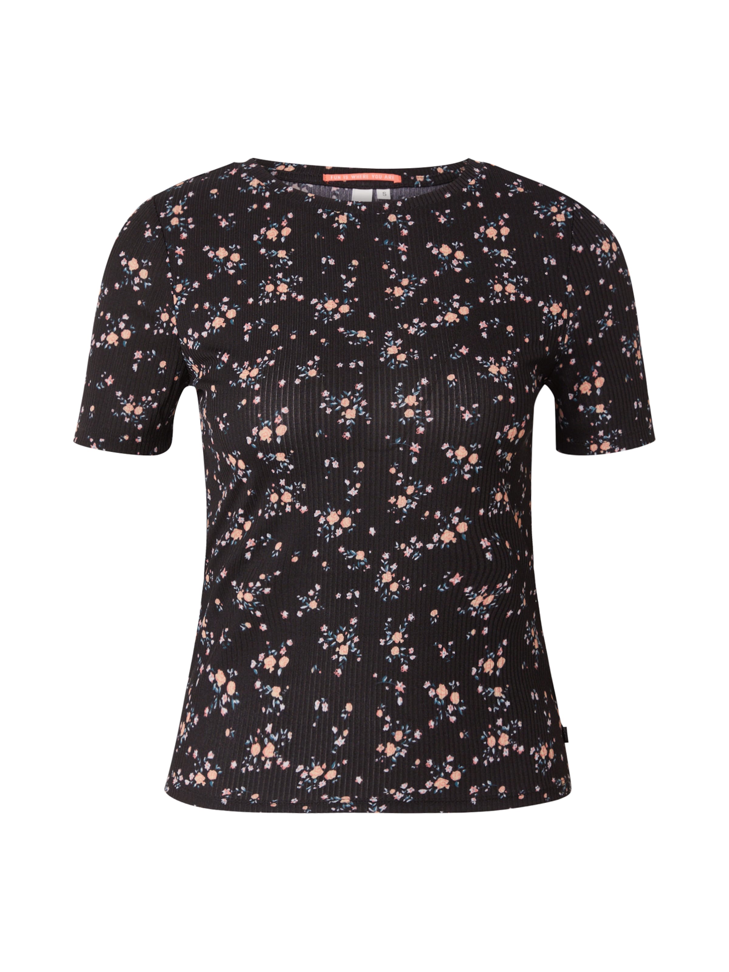 QS Shirt in Black: front