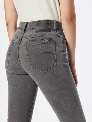 regular Jeans 'Noxer' di G-STAR in grigio