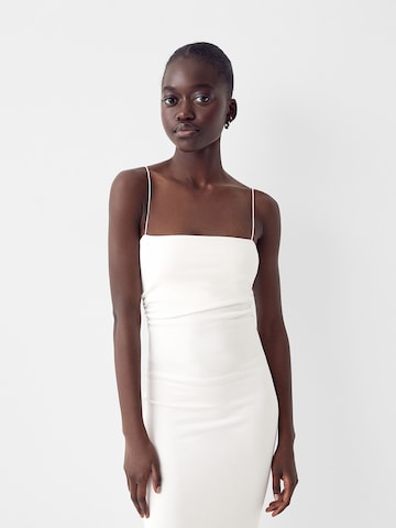 Bershka Jurk in Beige