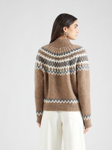 GAP Sweater in Brown