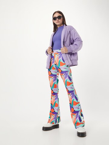 Evazați Pantaloni de la Colourful Rebel pe mai multe culori