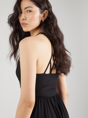 Robe 'Remy' ABOUT YOU en noir