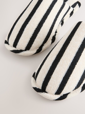 Next Kapcie w kolorze czarny