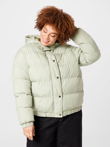 Urban Classics Winter jacket in Green: front