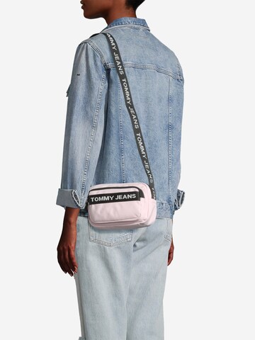 Tommy Jeans Crossbody Bag in Pink