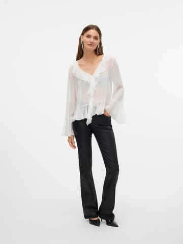 VERO MODA Flared Jeans 'Flash' in Black