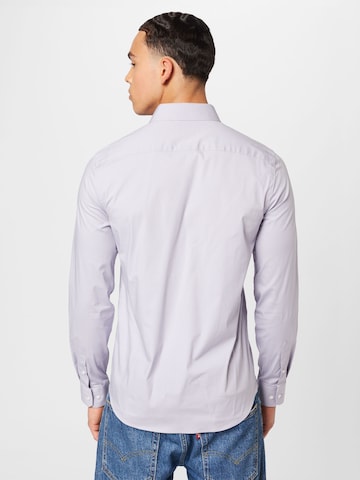 Calvin Klein Přiléhavý střih Košile – šedá