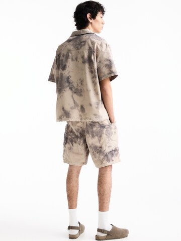 Pull&Bear Comfort fit Button Up Shirt in Beige