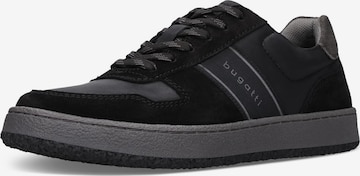 Baskets basses bugatti en noir : devant