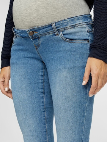MAMALICIOUS Slimfit Jeans 'Ono' in Blau