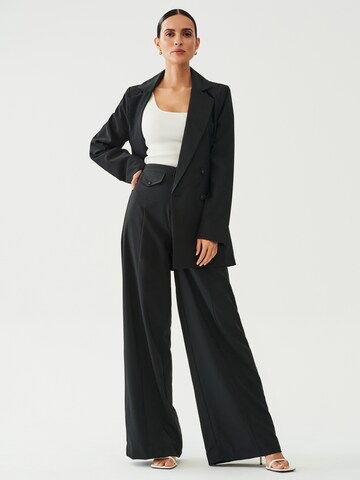 The Fated Wide leg Pants 'ELVINA' in Black