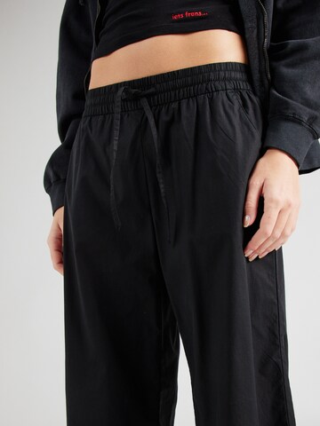 s.Oliver Wide Leg Hose in Schwarz