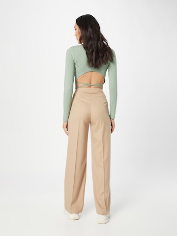 Wide leg Pantaloni con piega frontale di 24COLOURS in beige