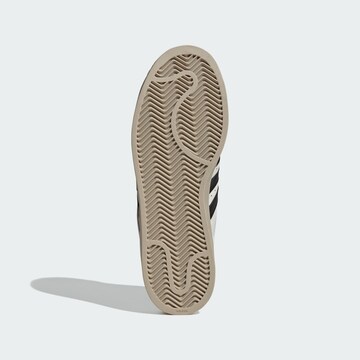ADIDAS ORIGINALS - Sapatilhas baixas 'Superstar II' em branco