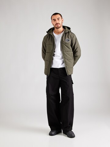Nike Sportswear Jacke in Grün
