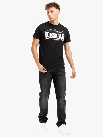 Maglietta ' COLSBROOKE ' di LONSDALE in nero