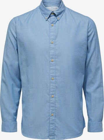 SELECTED HOMME Slim fit Button Up Shirt in Blue: front