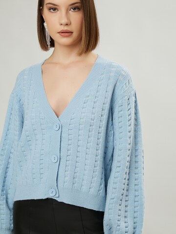 Influencer Knit Cardigan in Blue