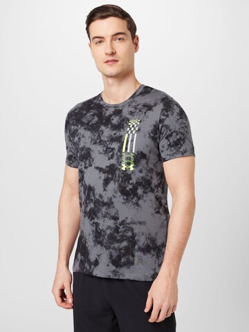 UNDER ARMOUR Toiminnallinen paita 'Run Anywhere' värissä harmaa: edessä