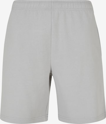 Urban Classics Shorts in Grau: predná strana