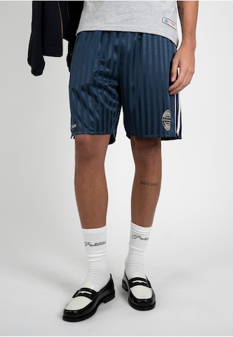 regular Pantaloni di Prohibited in blu