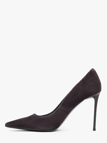 Estro Pumps '2412-1' i brun: framsida