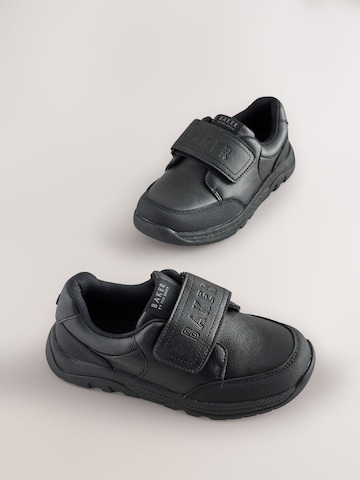 Sneaker 'Back to School' de la Baker by Ted Baker pe negru
