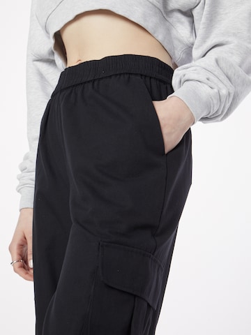 Loosefit Pantalon cargo 'WILMA' PULZ Jeans en noir