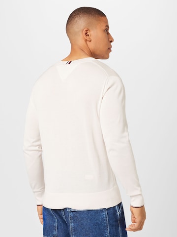 TOMMY HILFIGER Sweater in White