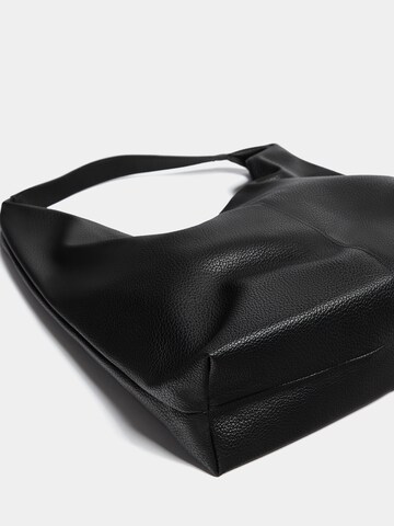 Pull&Bear Tasche in Schwarz