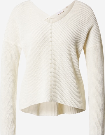 Rich & Royal Sweater in White: front