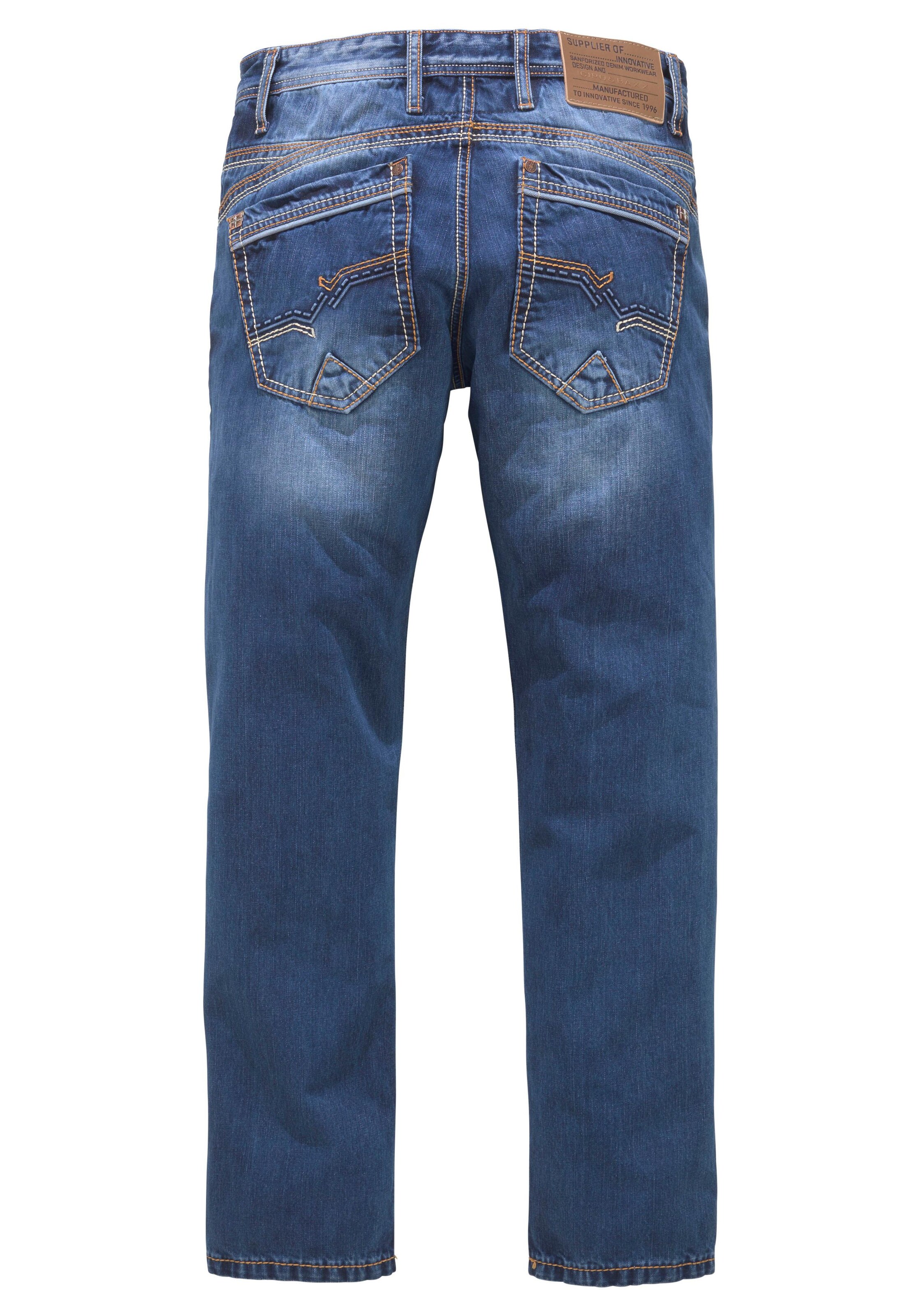 CIPO & BAXX Regular Jeans in Blau