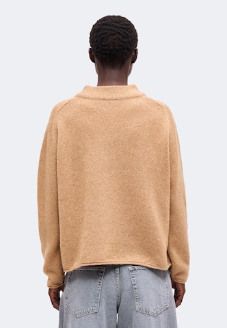 Pullover di monari in marrone
