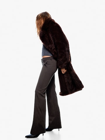 Bershka Bootcut Nohavice - Sivá