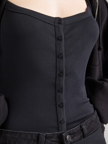 Abercrombie & Fitch Топ 'BARE' в Черный