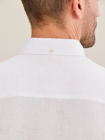 Regular fit Camicia di Next in bianco