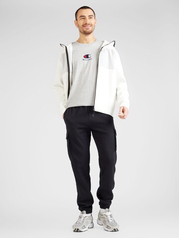 Champion Authentic Athletic Apparel Tapered Cargobyxa i svart