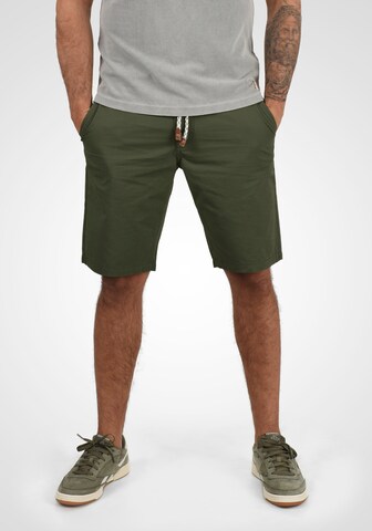 BLEND Regular Trousers 'Ragna' in Green: front