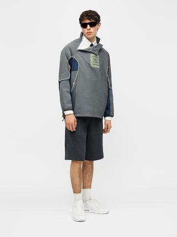 Nike Sportswear Övergångsjacka 'SHOX' i grå