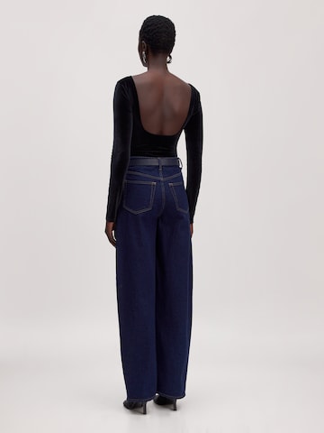 EDITED Tričkové body 'Paola' – černá