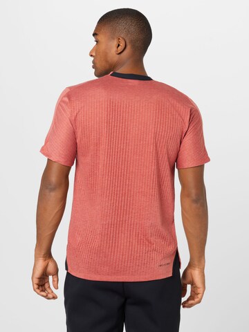 T-Shirt fonctionnel 'Pro' NIKE en rouge