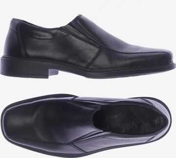 Rieker Flats & Loafers in 40 in Black: front