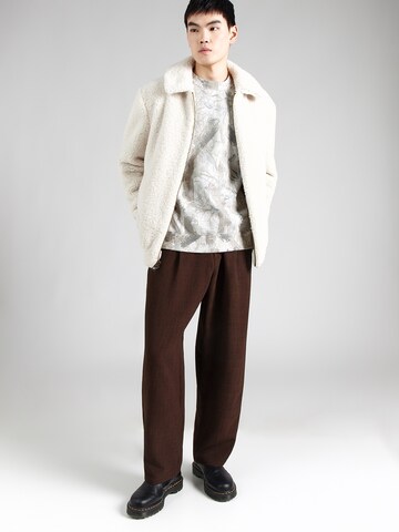 Abercrombie & Fitch Суичър 'ESSENTIAL' в сиво