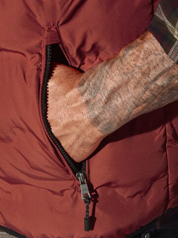 Jan Vanderstorm Vest 'Erkulf' in Red
