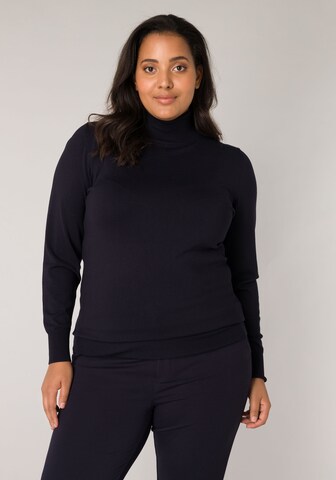 BASE LEVEL CURVY Pullover in Blau: predná strana