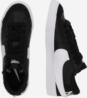 Nike Sportswear Nizke superge 'Blazer '77 Jumbo' | črna barva
