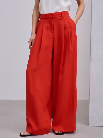 Next Wide leg Pleat-front trousers in Red: front